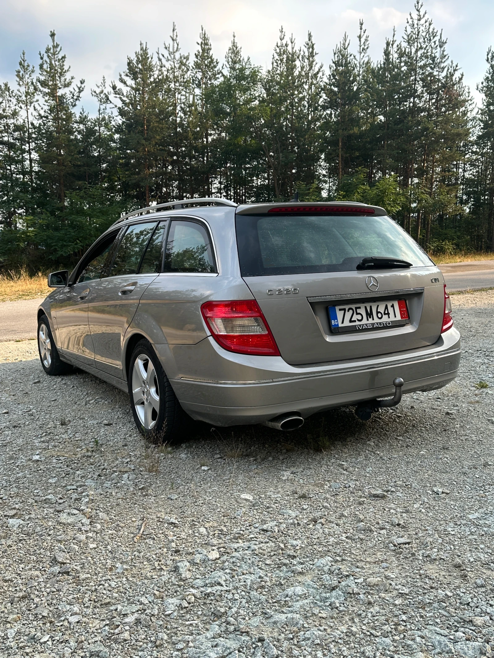 Mercedes-Benz C 220 2.2 - изображение 8