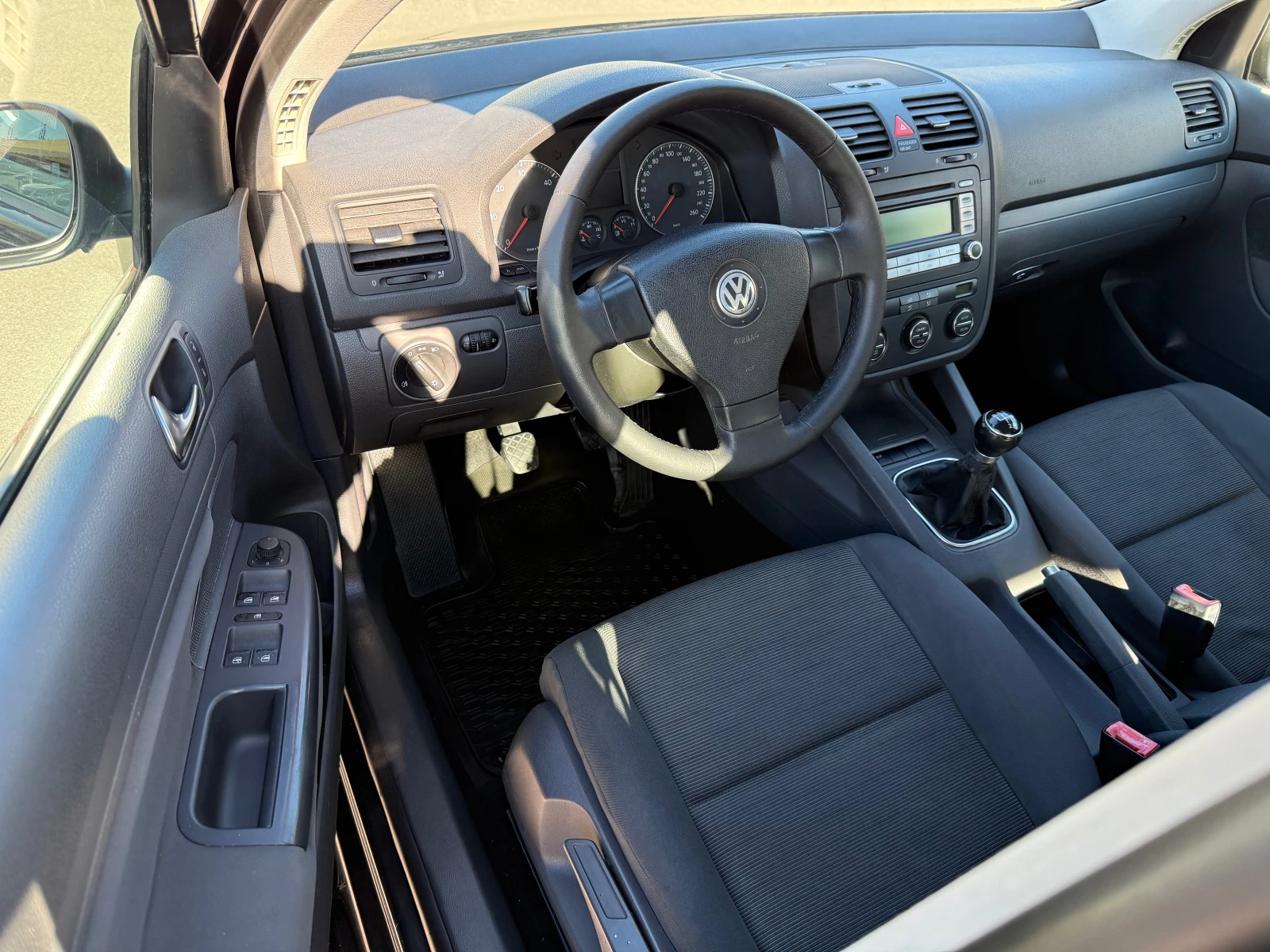 VW Golf 1.9 TDI 105 кс. !! ТОП СЪСТОЯНИЕ !! - изображение 10