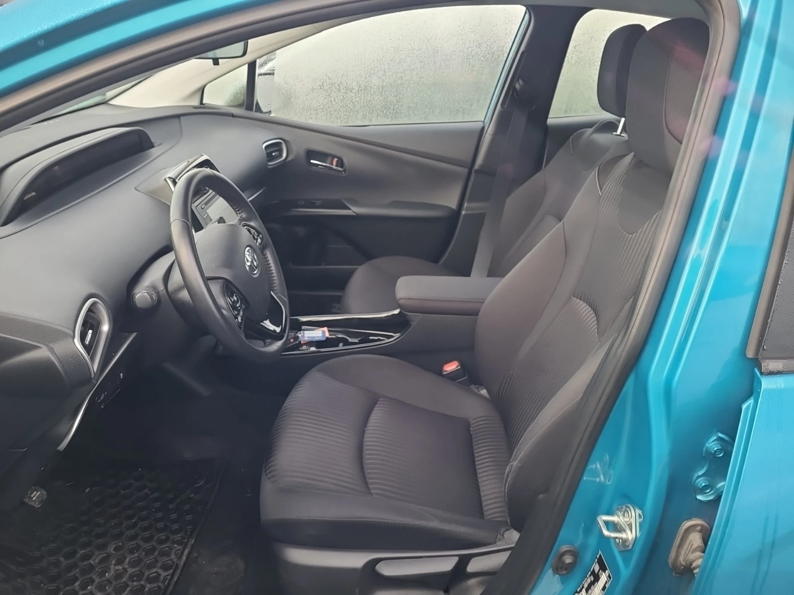 Toyota Prius * CARFAX * БЕЗ ПЪРВОНАЧАЛНА ВНОСКА - изображение 5