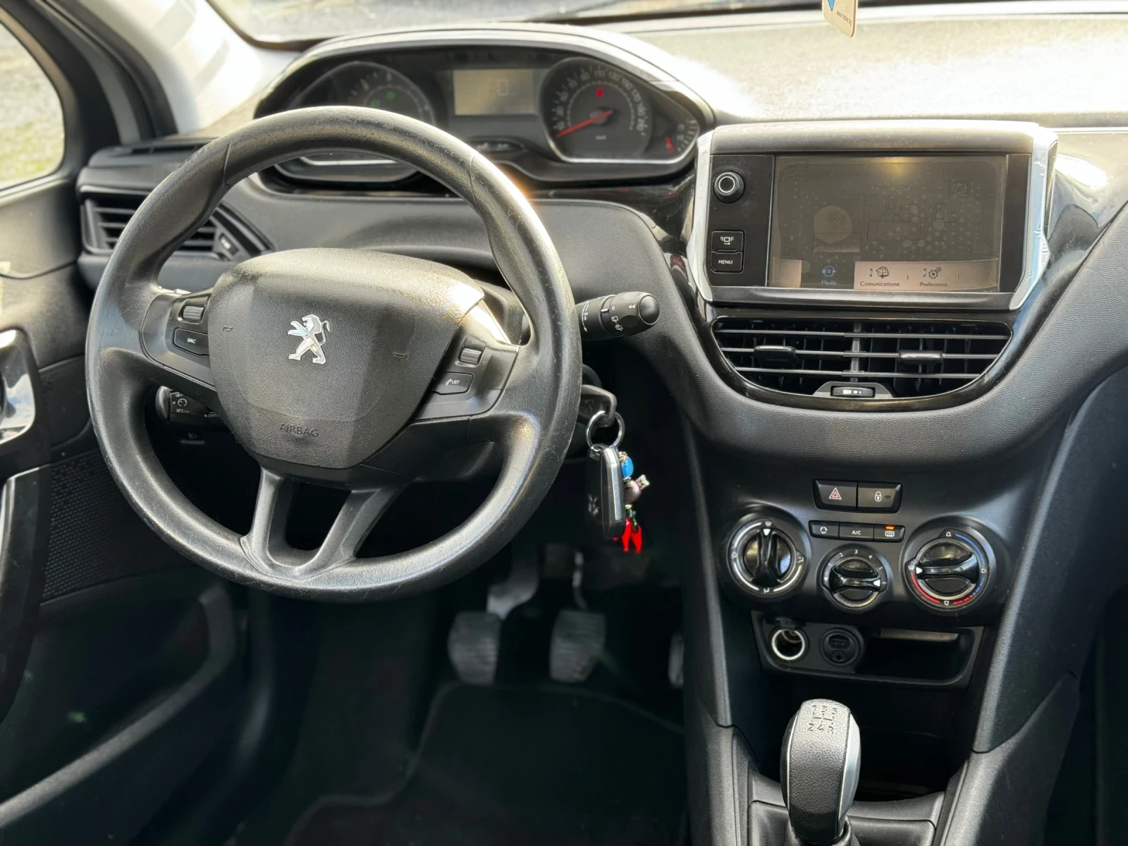 Peugeot 208 1.4 HDI 68kc | Mobile.bg � ����������� 11