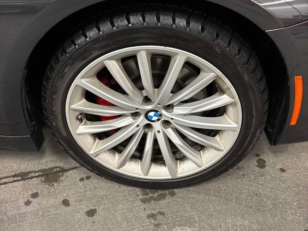 BMW 530 * 530i xDrive * CARFAX * ЦЕНА ДО БГ - изображение 10