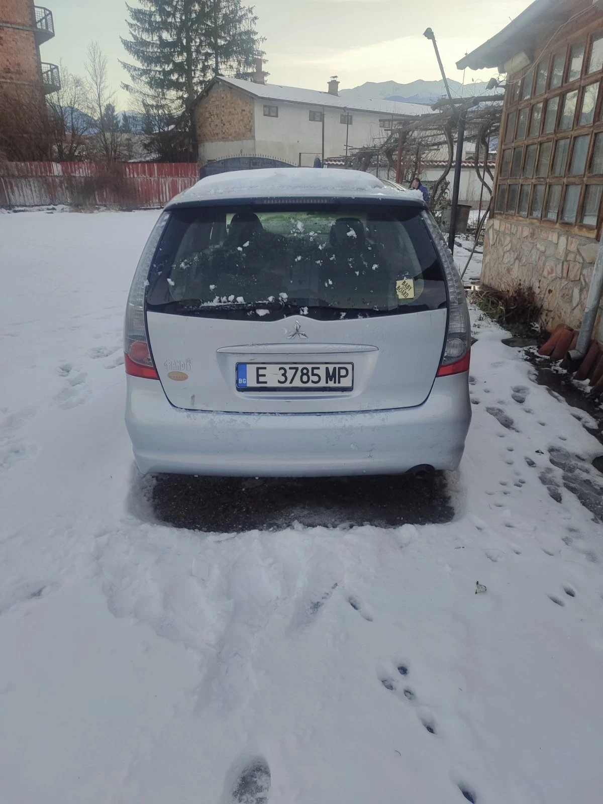 Mitsubishi Grandis  - изображение 3