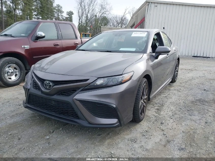 Toyota Camry 2.5l Se - изображение 2