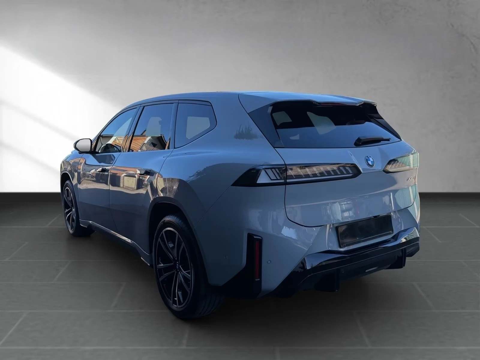 BMW iX3 50/xDrive/NEW MODEL/M-SPORT/ICONIC GLOW/H&K/HEADUP, снимка 5 - Автомобили и джипове - 54042893