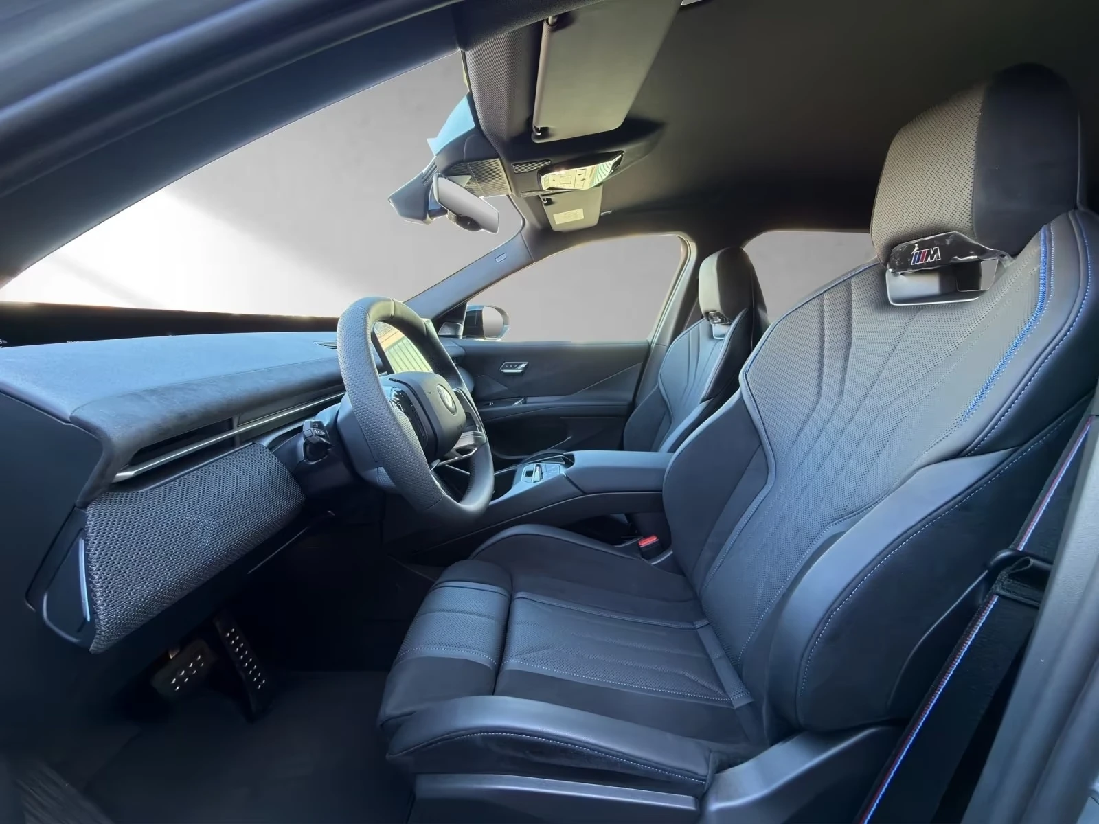 BMW iX3 50/xDrive/NEW MODEL/M-SPORT/ICONIC GLOW/H&K/HEADUP, снимка 10 - Автомобили и джипове - 54042893