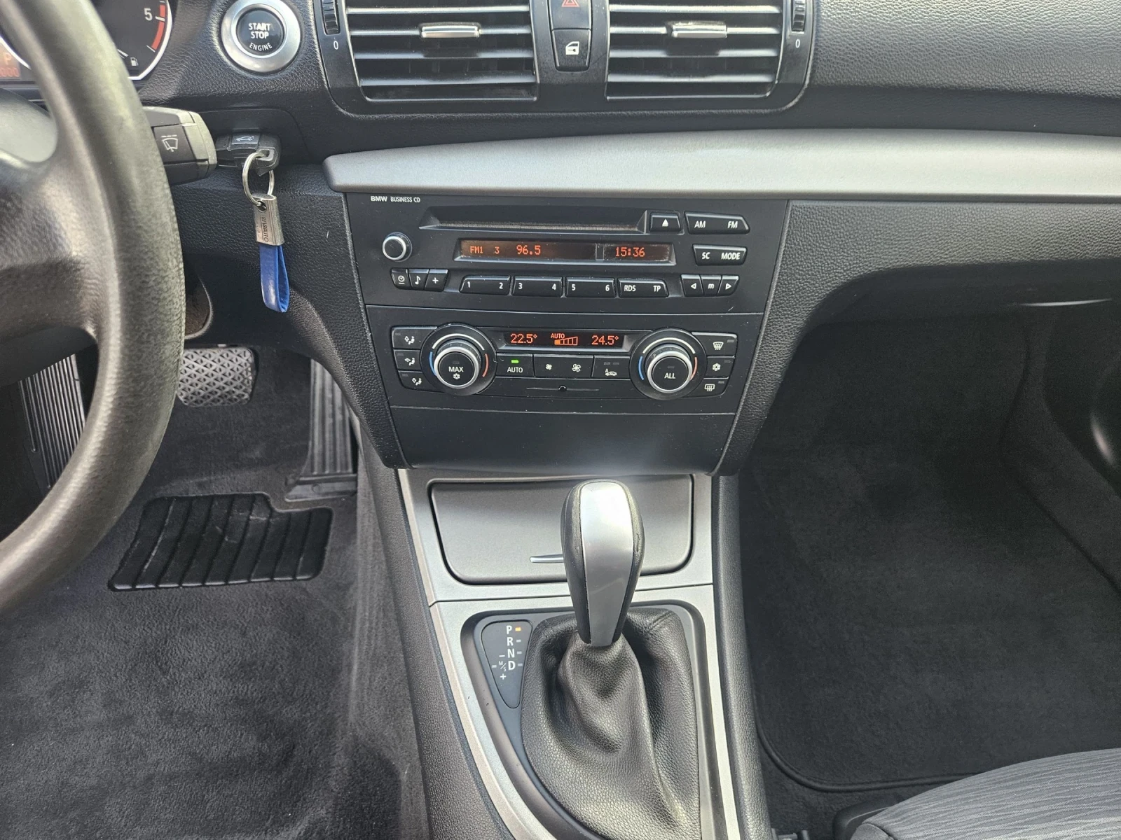BMW 118 2.0 D AUTOMAT , снимка 13 - Автомобили и джипове - 54138889