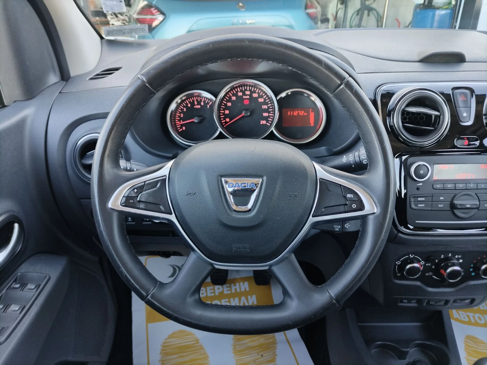 Dacia Lodgy 1.3Tce/130к.с./6+ 1/LPG, снимка 10 - Автомобили и джипове - 54551194