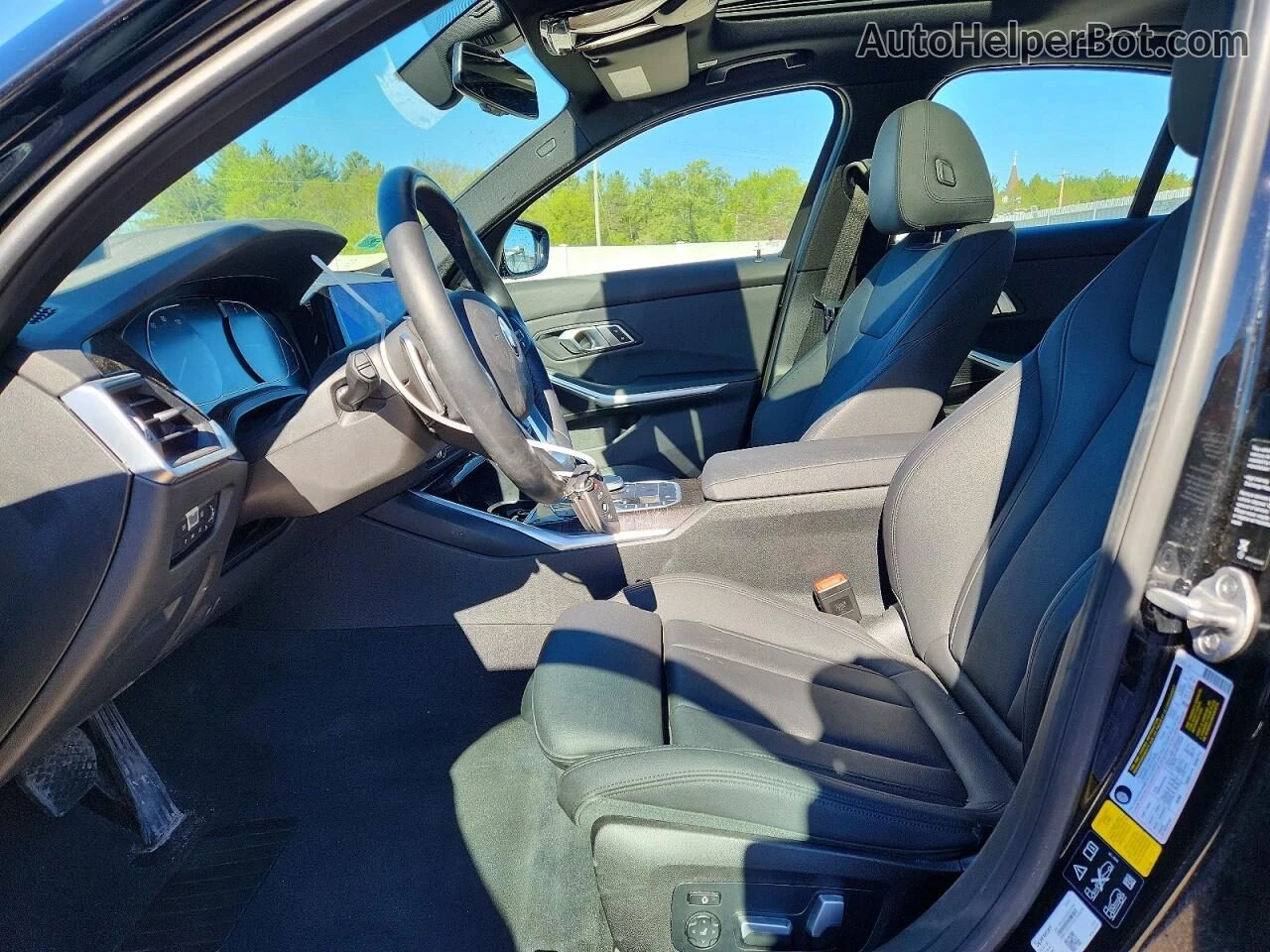 BMW 330 X-Drive* M-Pack* Distronic* 2ключа, снимка 8 - Автомобили и джипове - 54775951