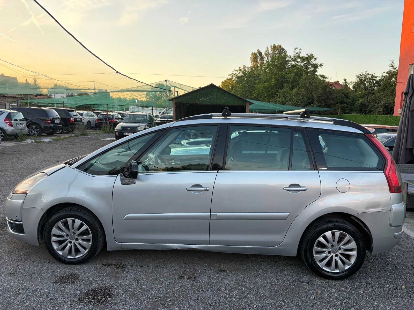 Citroen C4 Picasso, снимка 7 - Автомобили и джипове - 54976757