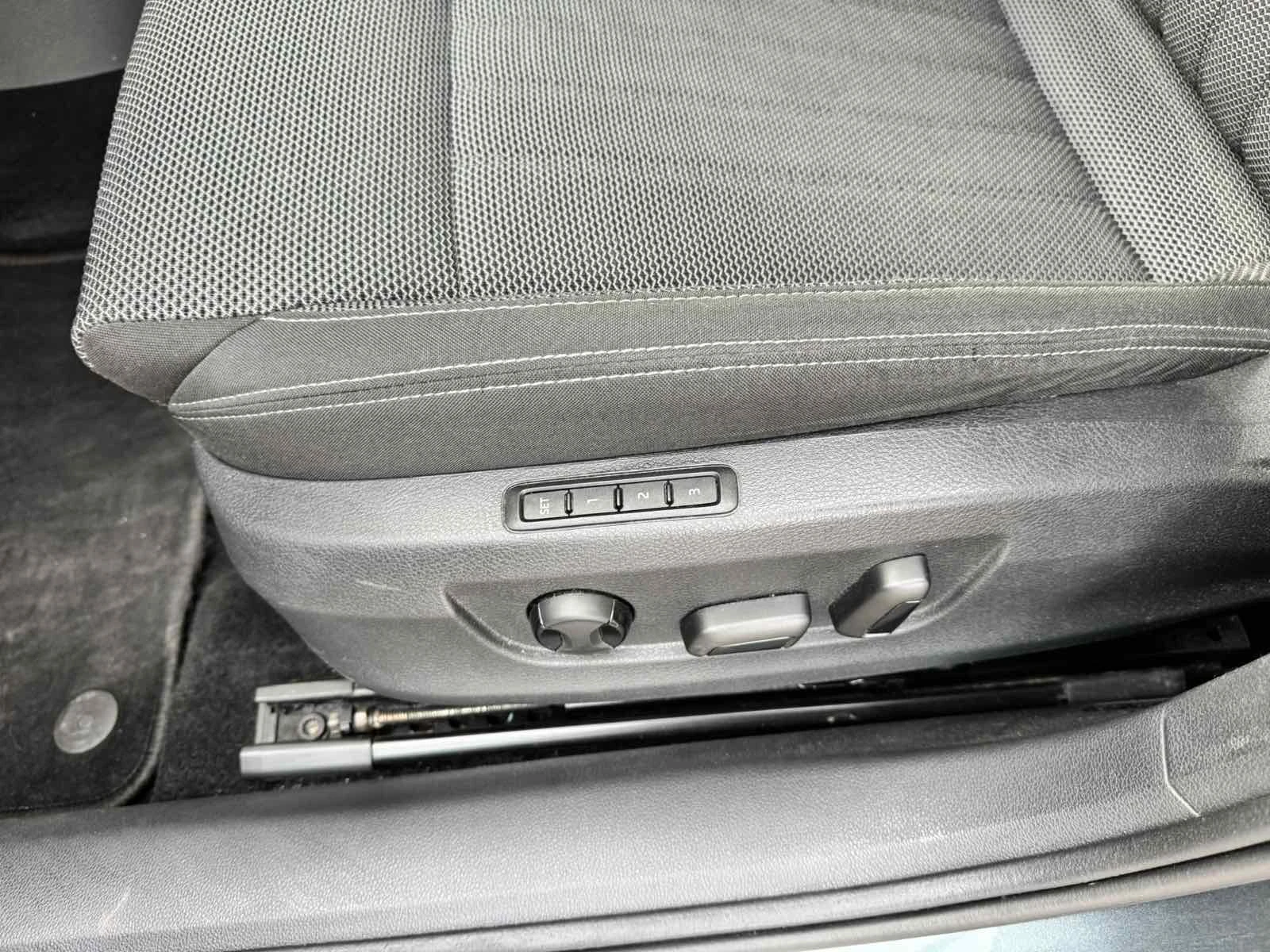 Skoda Superb 2.0 TDI MATRIX LED 91000 km, снимка 13 - Автомобили и джипове - 55015038