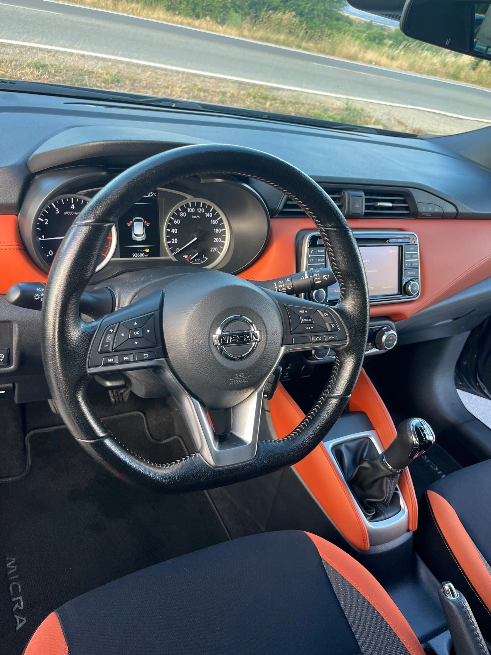 Nissan Micra 1.0 TEKNA + COC KTEO , снимка 11 - Автомобили и джипове - 55039078