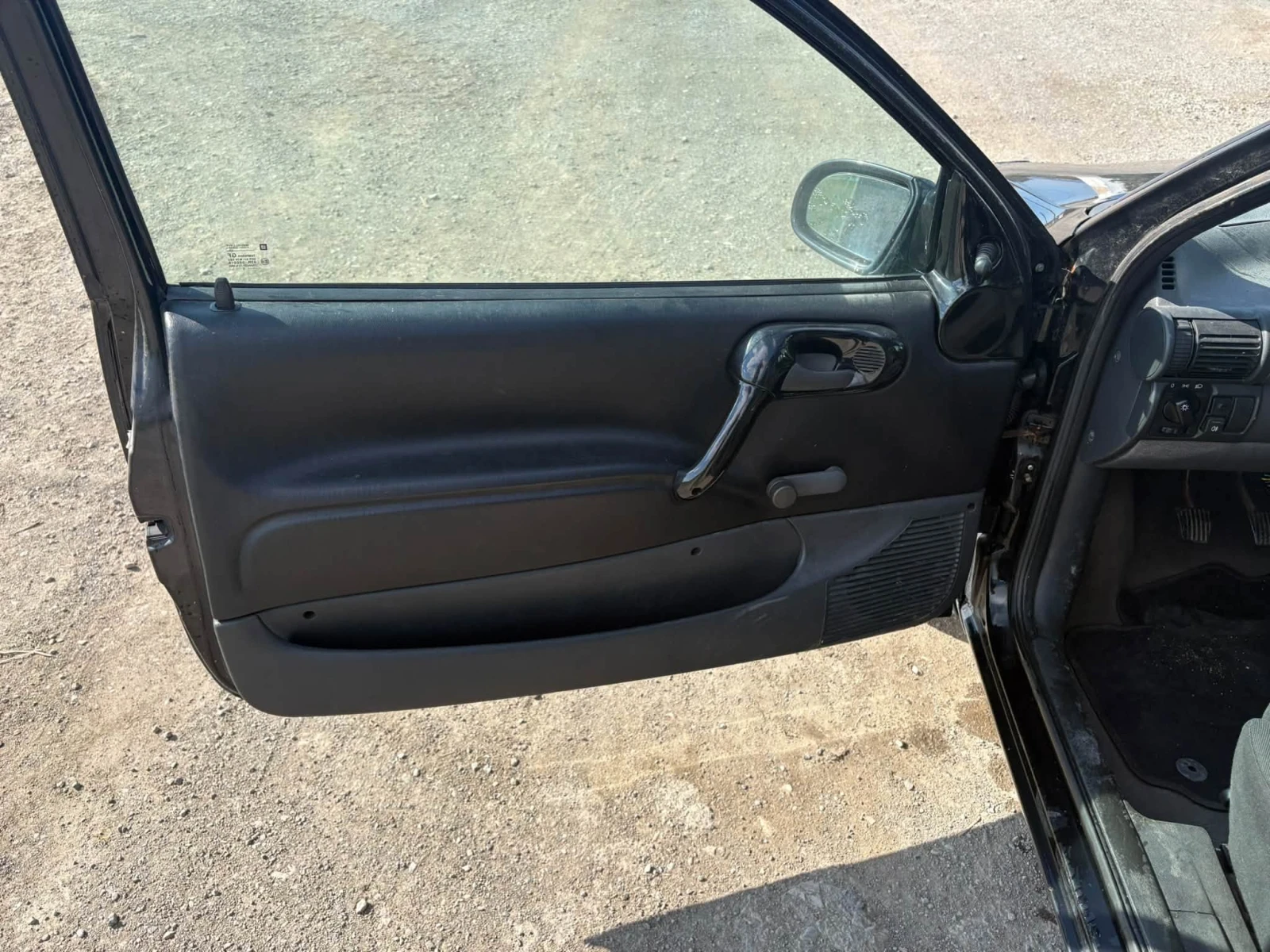 Opel Corsa X14XE Turbo, снимка 13 - Автомобили и джипове - 55949738