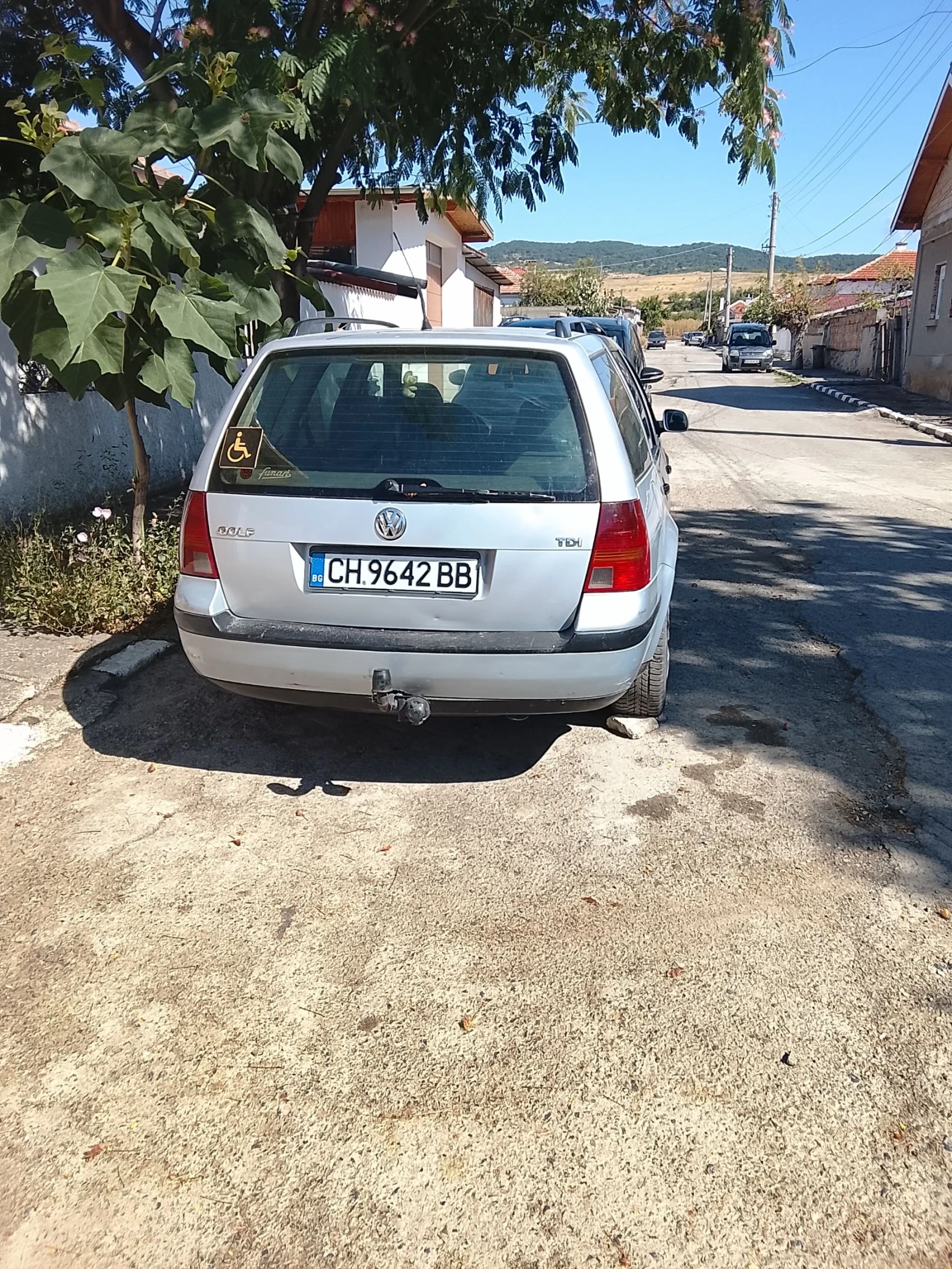 VW Golf 1.9, снимка 5 - Автомобили и джипове - 55228143