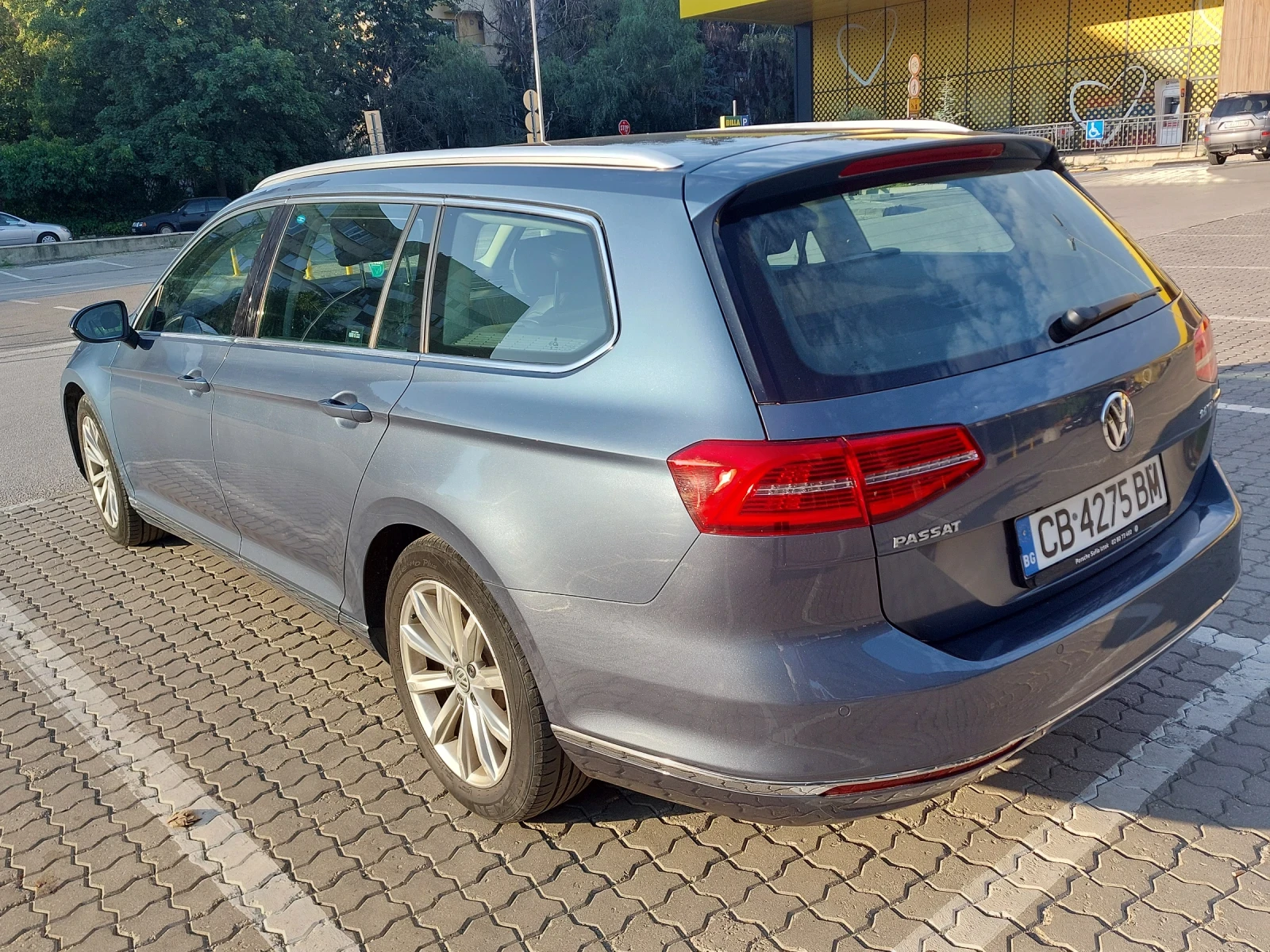 VW Passat, снимка 7 - Автомобили и джипове - 55770510