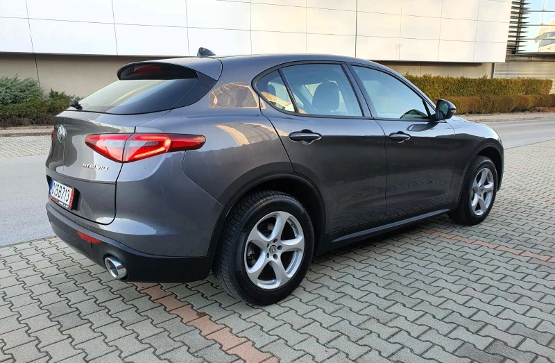 Alfa Romeo Stelvio 2.0Turbo/280/Q4/Automatic/Executive, снимка 4 - Автомобили и джипове - 48406970