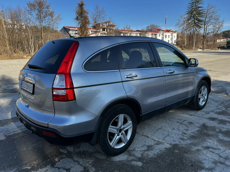 Honda Cr-v 2.2i-CDTi/140к.с./4x4/ Panorama/Navi, снимка 4 - Автомобили и джипове - 48562336