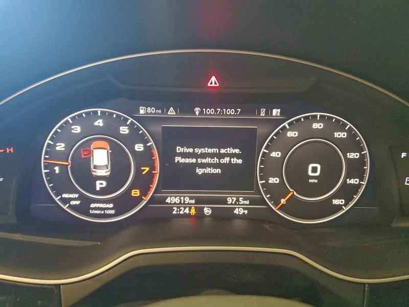 Audi Q7 premIUM PLUS* CARFAX* КЛИП НА МОТОР* Кожа* Погрев*, снимка 9 - Автомобили и джипове - 53038626