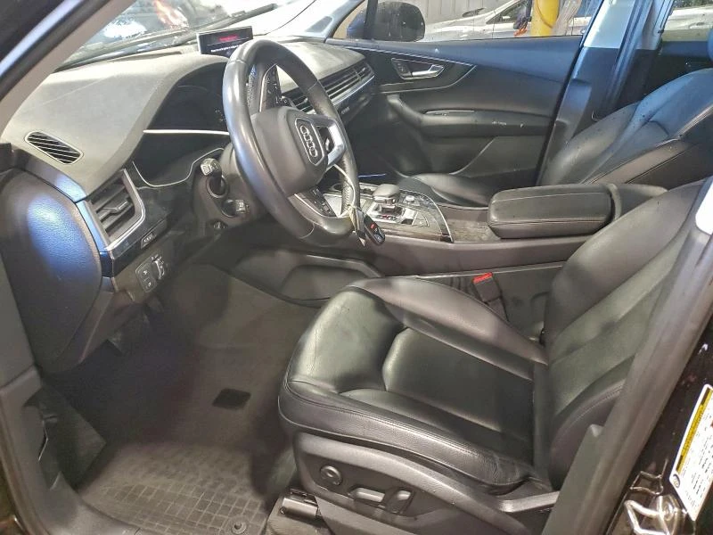 Audi Q7 premIUM PLUS* CARFAX* КЛИП НА МОТОР* Кожа* Погрев*, снимка 7 - Автомобили и джипове - 53038626