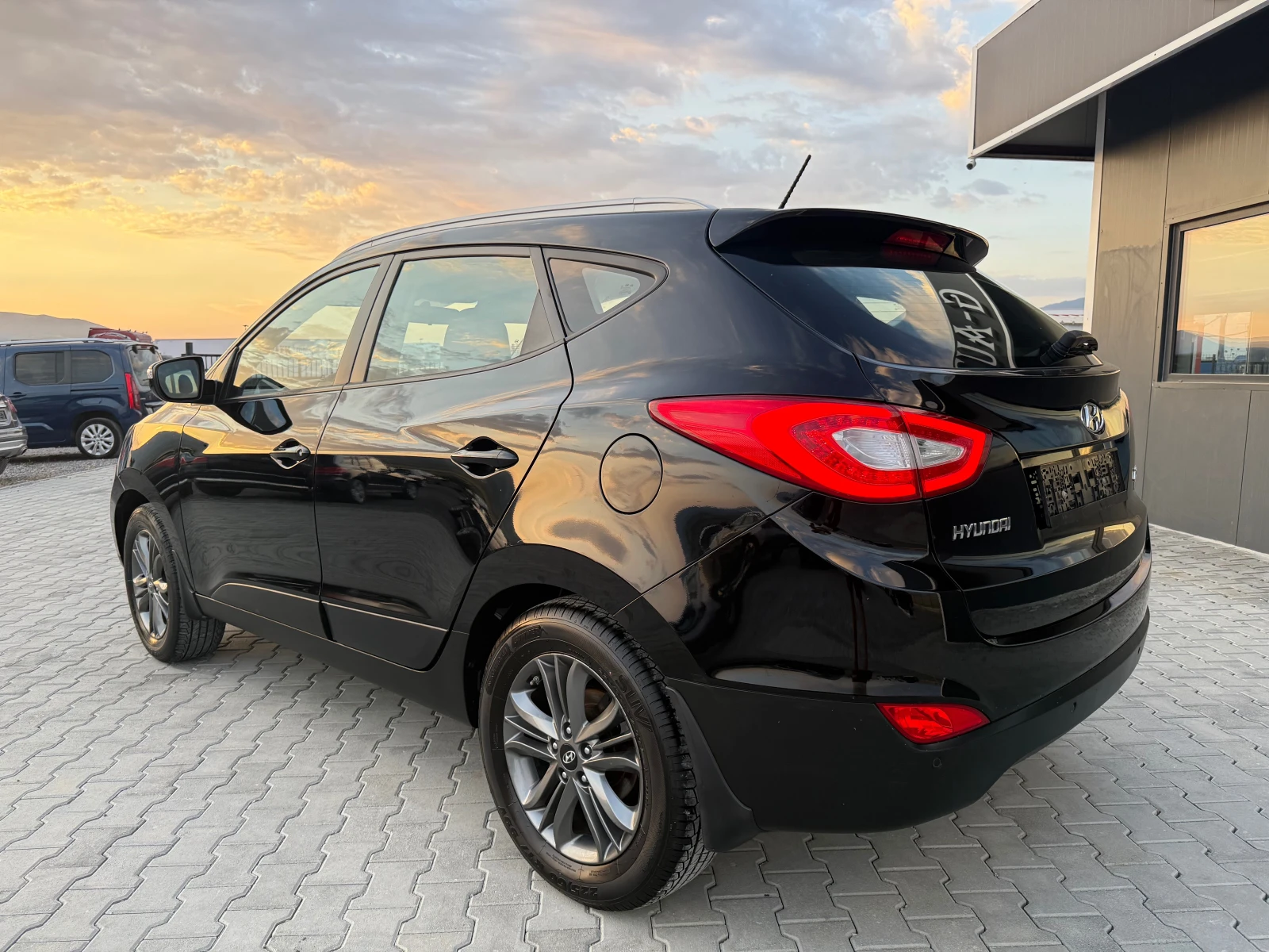 Hyundai IX35 2.0crdi 120 ks  Собствен лизинг !!! - изображение 7