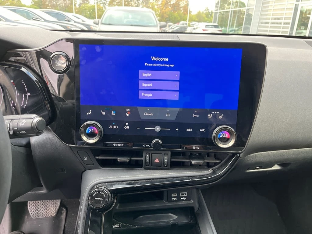 Lexus NX * 350 * CARFAX * БЕЗ ПЪРВОНАЧАЛНА ВНОСКА - изображение 9