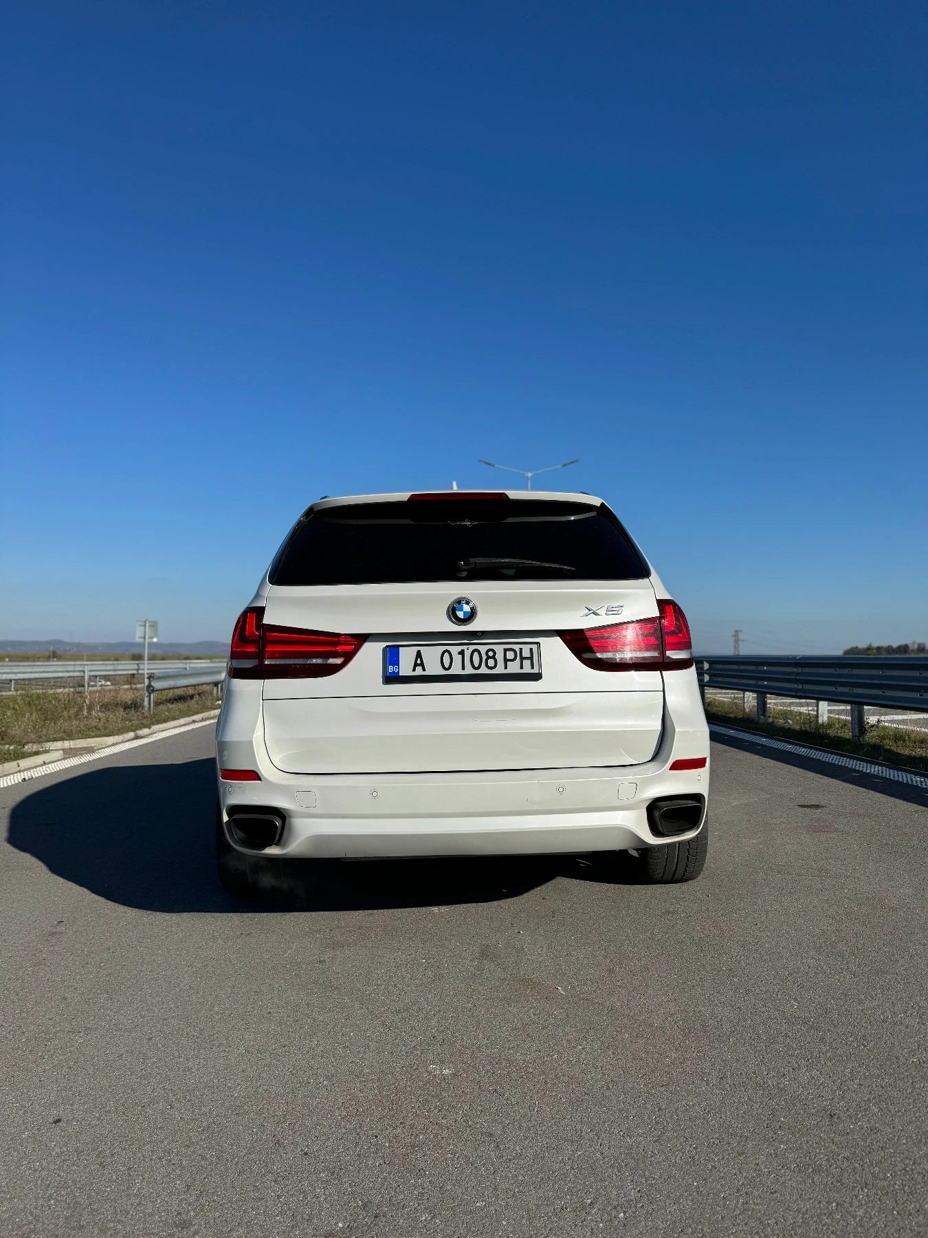 BMW X5 50i - изображение 2