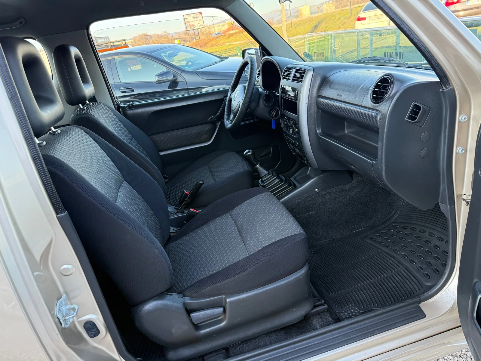 Suzuki Jimny 1.5d, 4x4, КЛИМА, FACELiFT - изображение 9