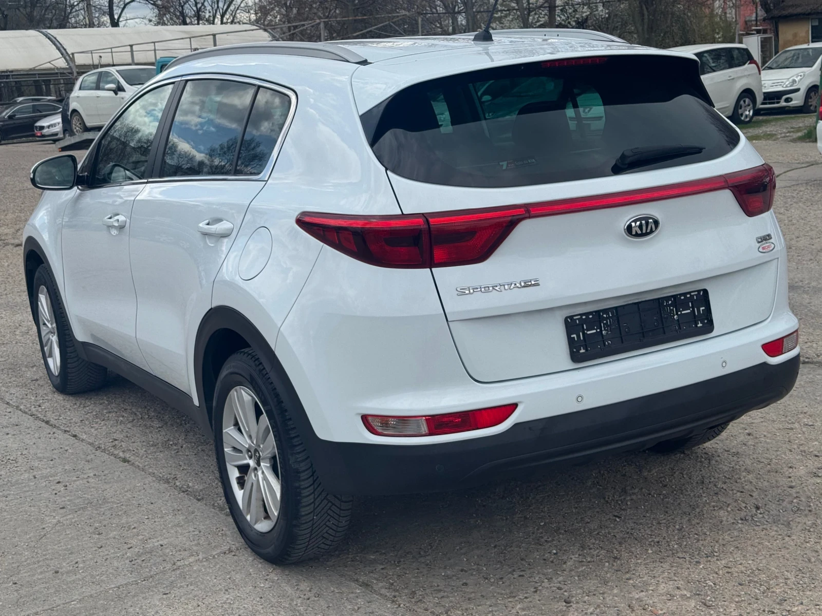 Kia Sportage 1700-116 navi 6 �������� | Mobile.bg � ����������� 6