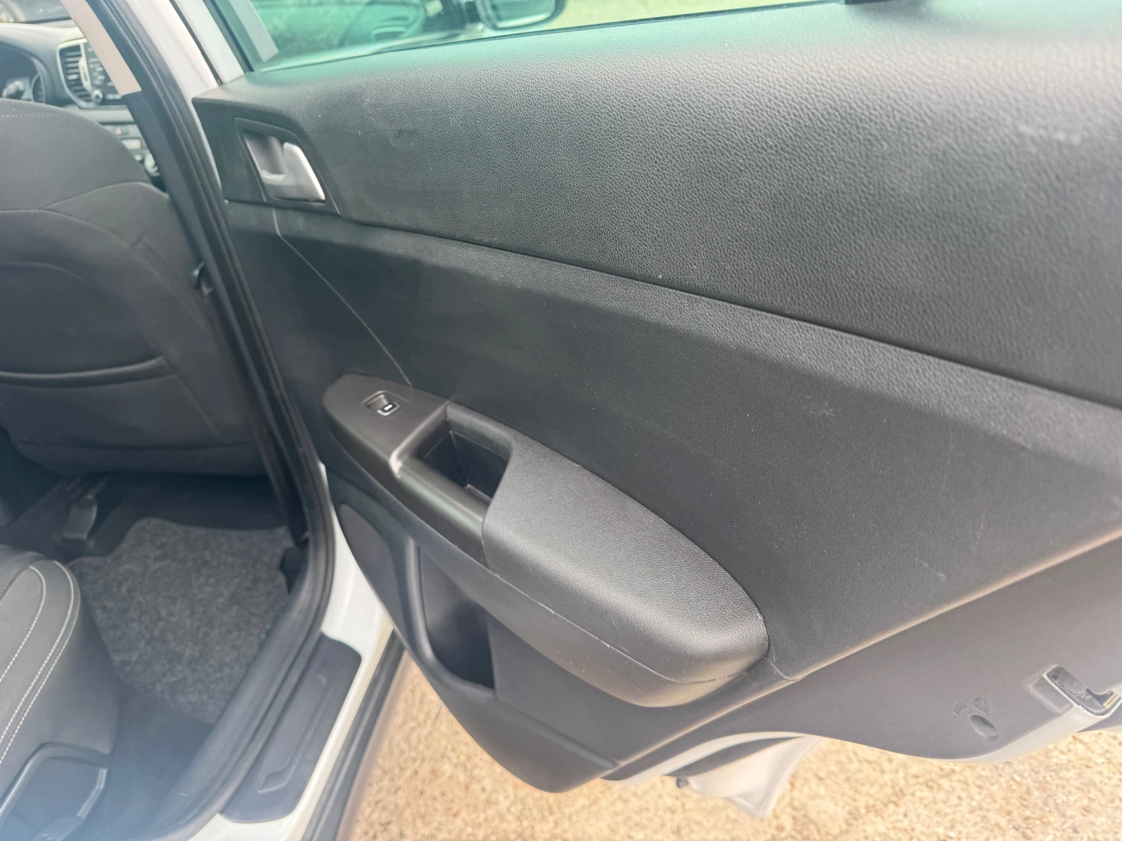 Kia Sportage 1700-116 navi 6 �������� | Mobile.bg � ����������� 15