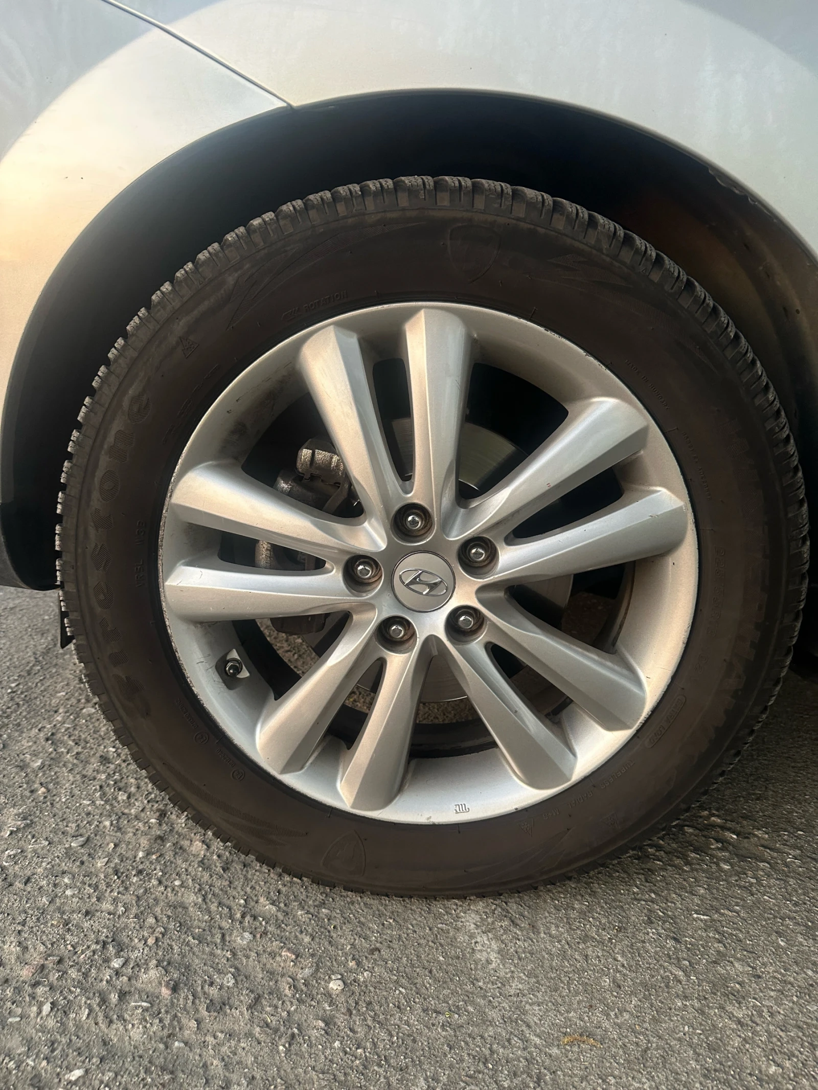 Hyundai IX35, снимка 7 - Автомобили и джипове - 54175655