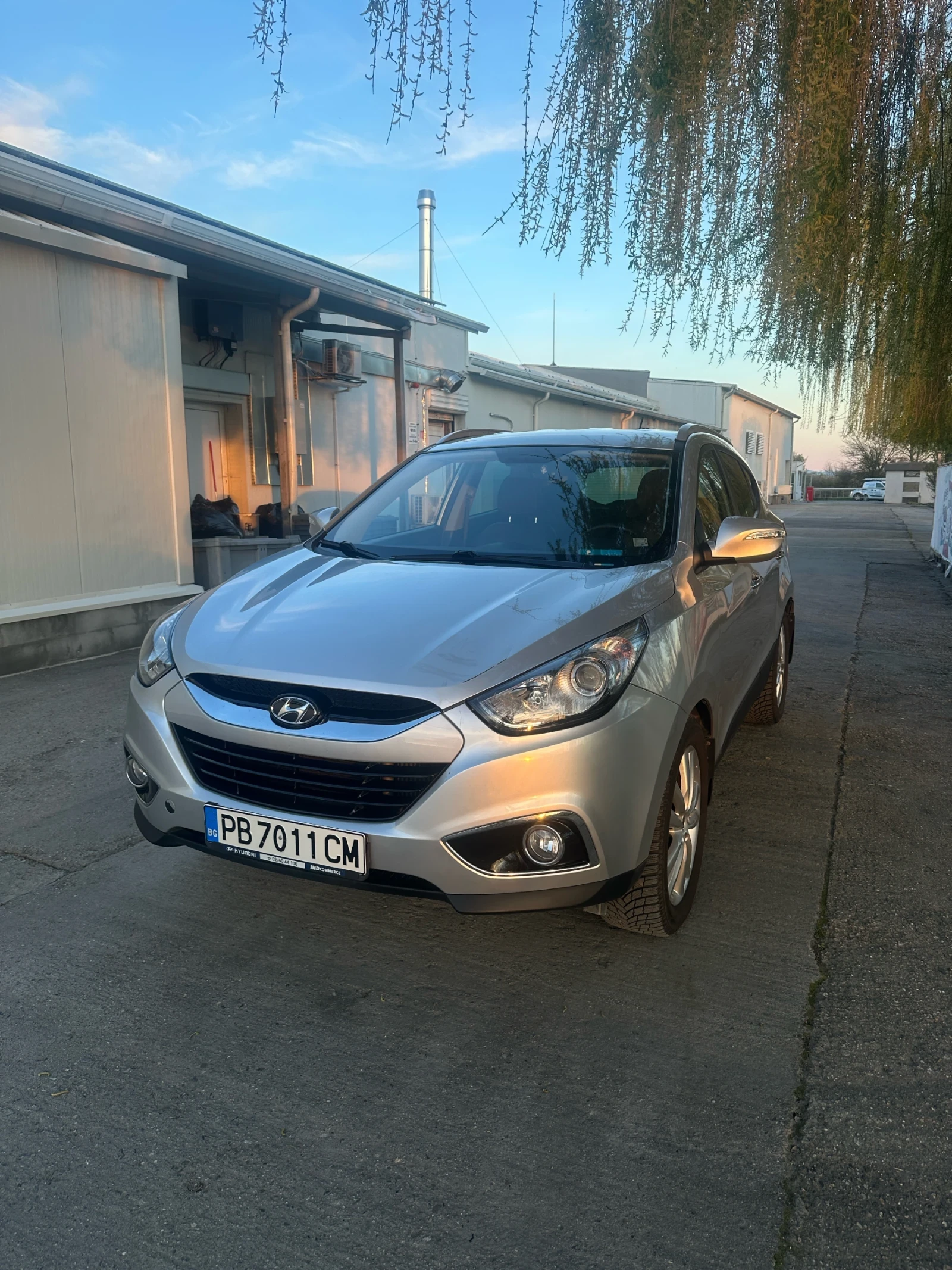 Hyundai IX35, снимка 2 - Автомобили и джипове - 54175655
