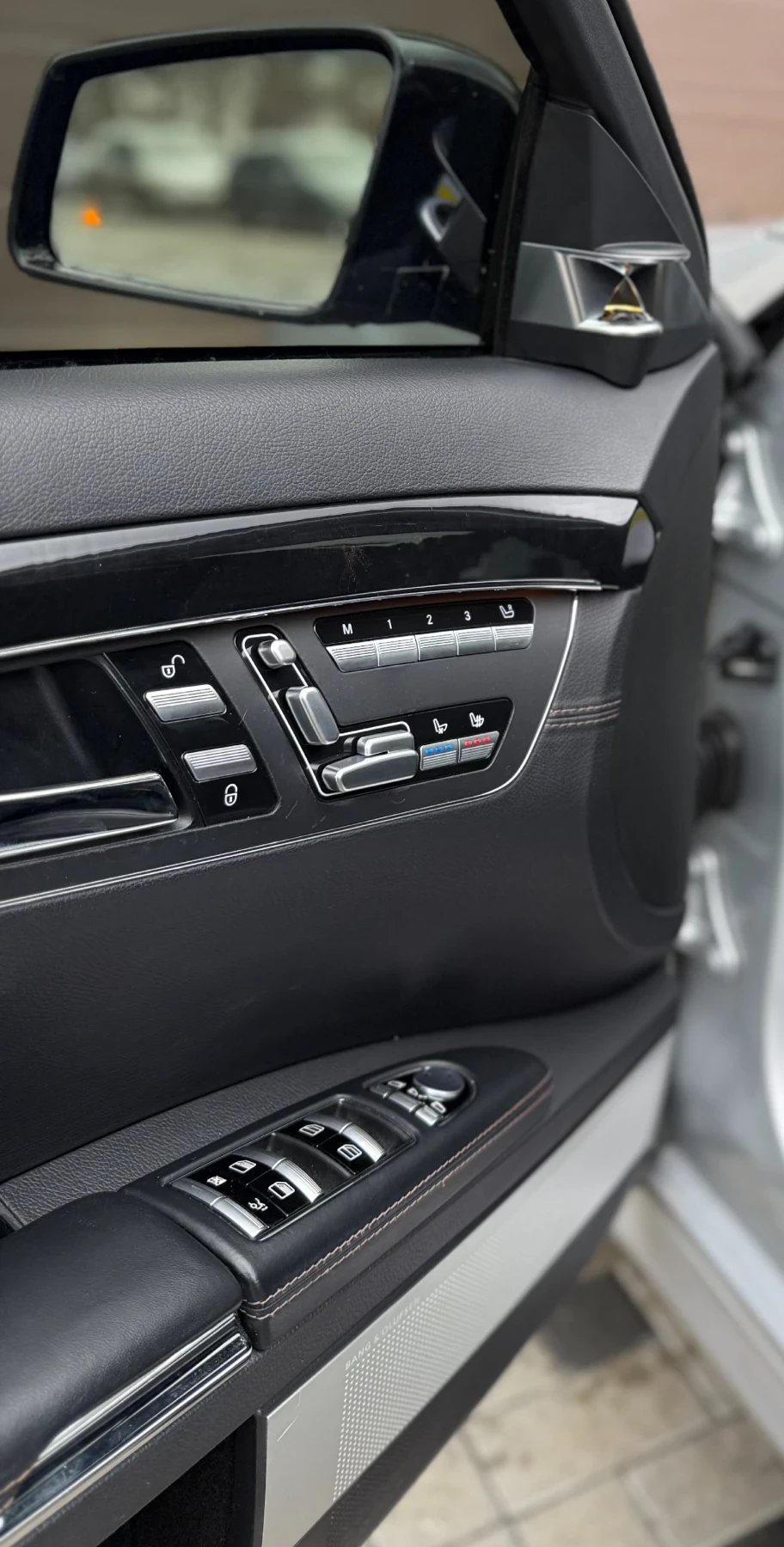 Mercedes-Benz GL 500 AMG B&O 3xTV TOP FULL, снимка 7 - Автомобили и джипове - 54692221