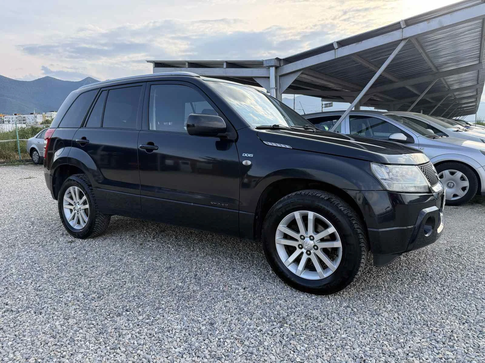 Suzuki Grand vitara 1.9D 130kc Italia 4x4, снимка 4 - Автомобили и джипове - 55312161