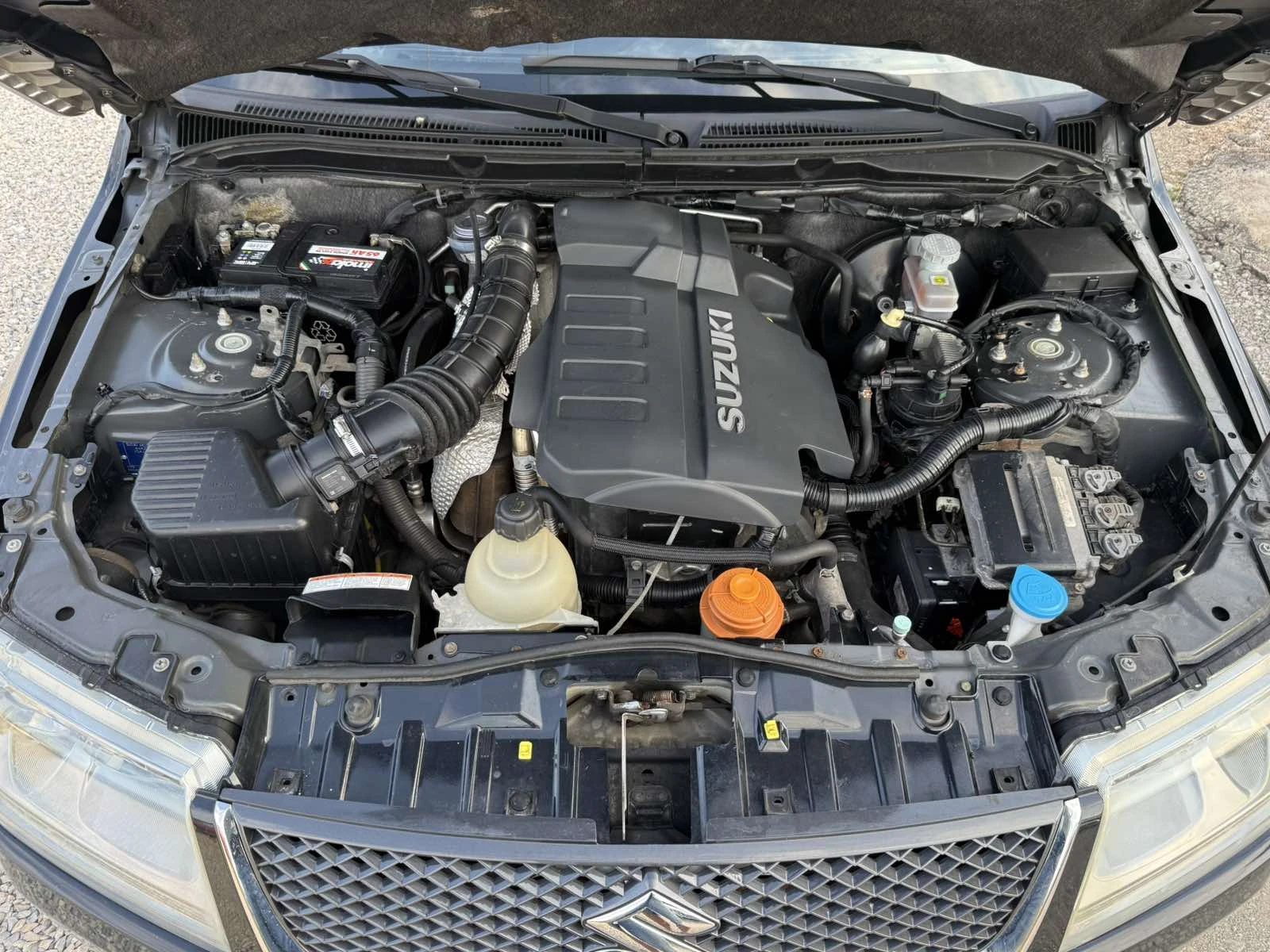Suzuki Grand vitara 1.9D 130kc Italia 4x4, снимка 16 - Автомобили и джипове - 55312161