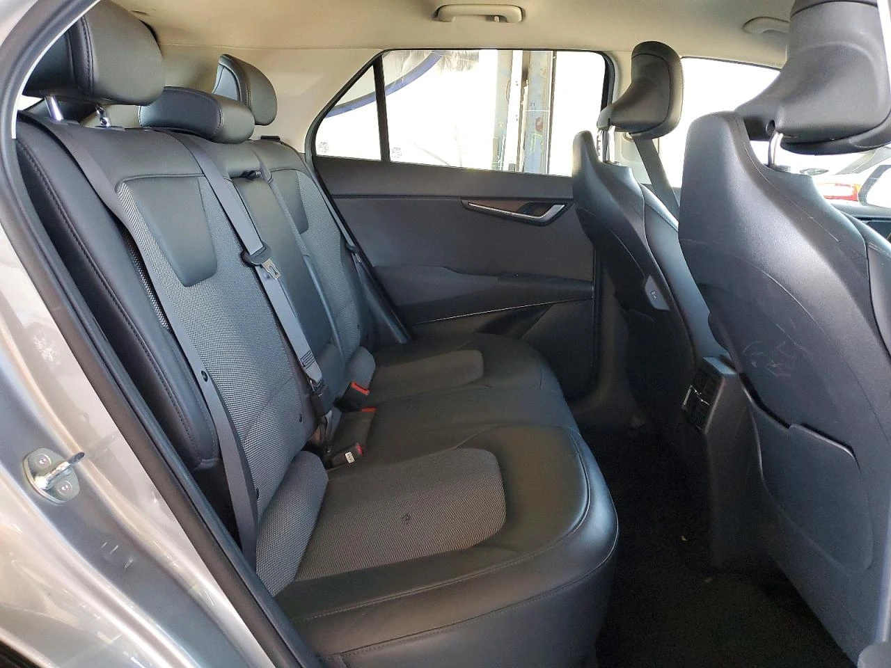 Kia Niro WIND FWD, снимка 10 - Автомобили и джипове - 55323276