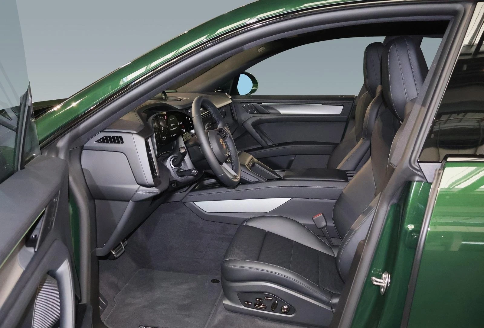 Porsche Cayenne Coupé ELECTRIC/BOSE/HD Matrix/Reality Head-Up, снимка 8 - Автомобили и джипове - 55649968