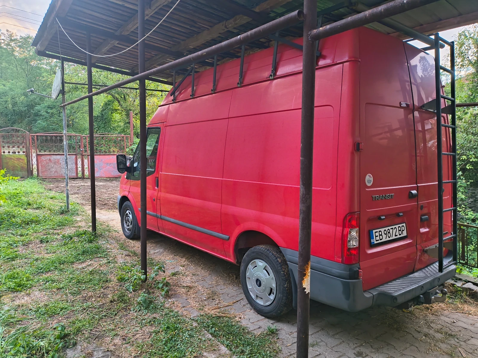 Ford Transit 2.2, 120 к.с. - изображение 8