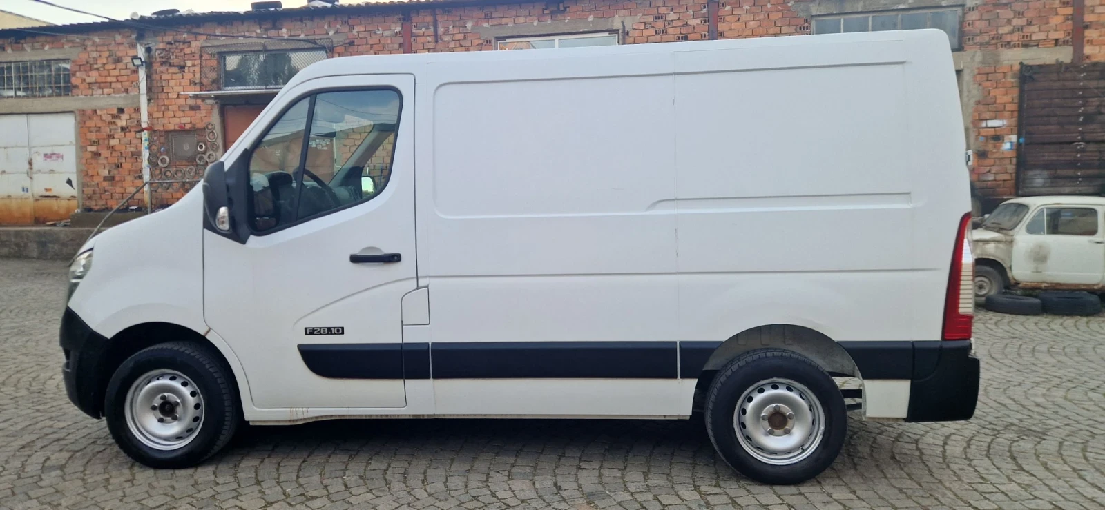 Nissan NV400 КЛИМАТИК, снимка 9 - Бусове и автобуси - 54416809