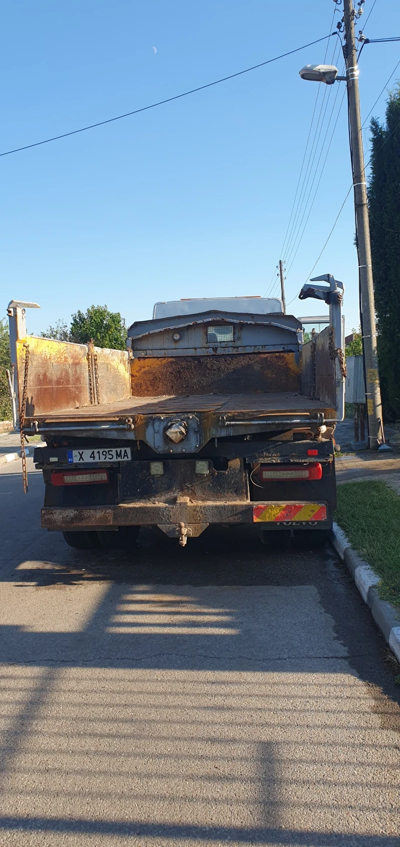 Volvo Fl Самосвал, снимка 3 - Камиони - 47931850