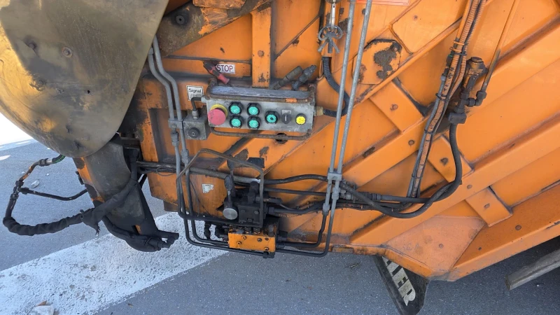 Man Tgs 28 320 EURO 5 EEV 6X2 Сметосъбирач, снимка 5 - Камиони - 52926727