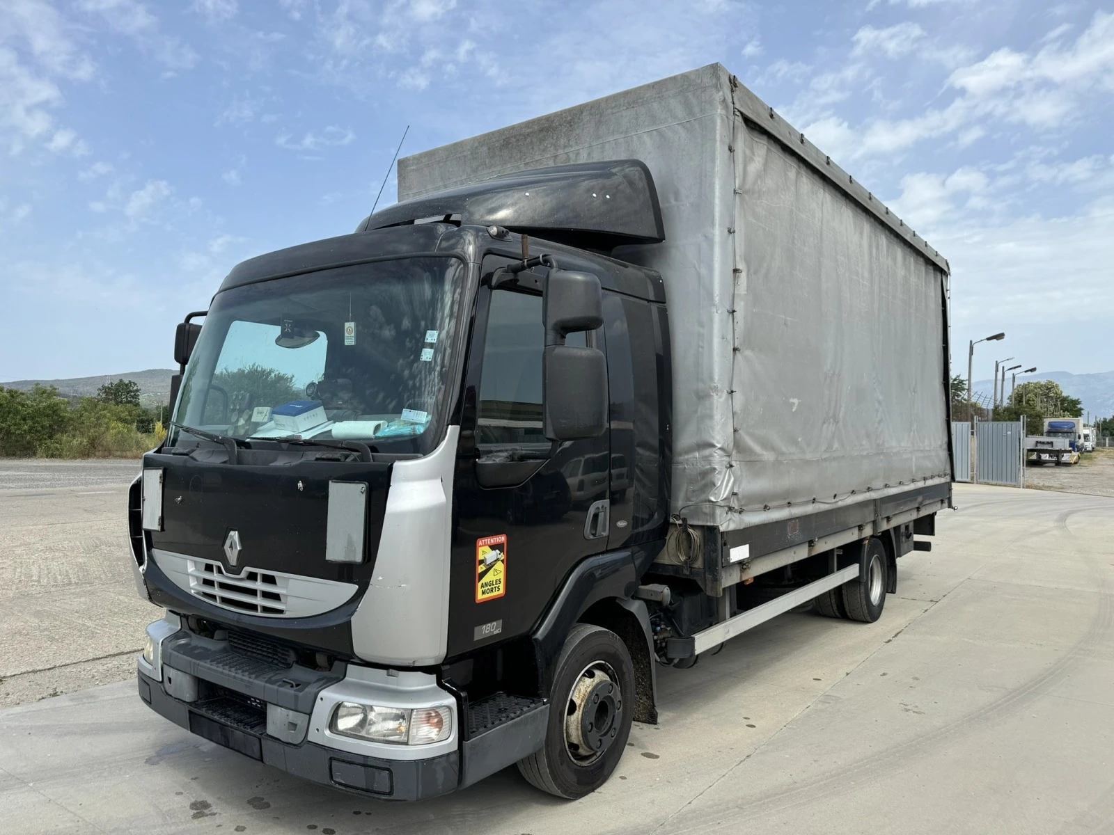 Renault Midlum, снимка 1