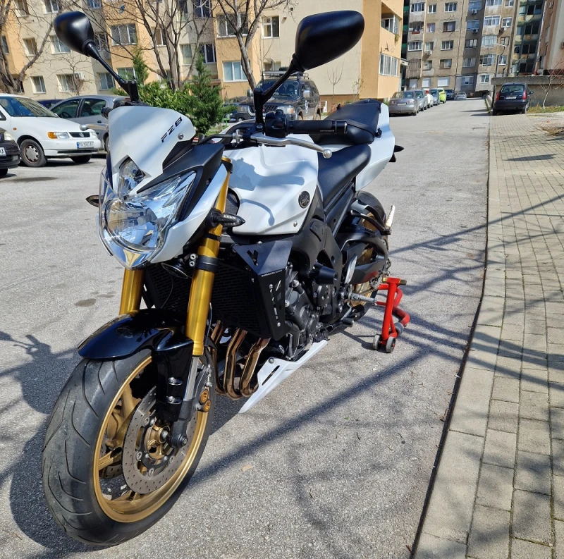 Yamaha FZ8, снимка 2 - Мотоциклети и мототехника - 48500049