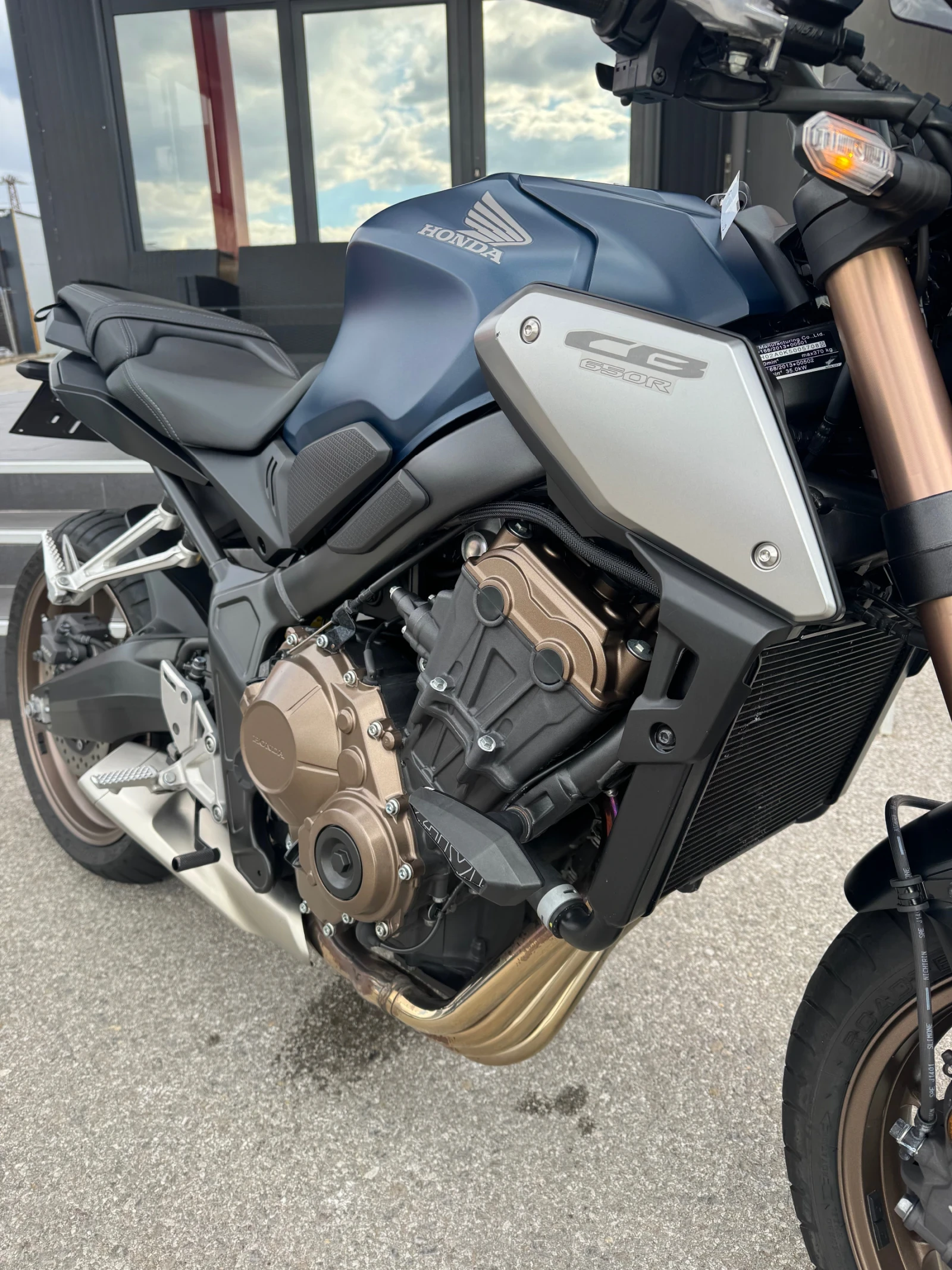 Honda Cb 650R-ABS-TCS-LED-TOP TOP, снимка 10 - Мотоциклети и мототехника - 53876654