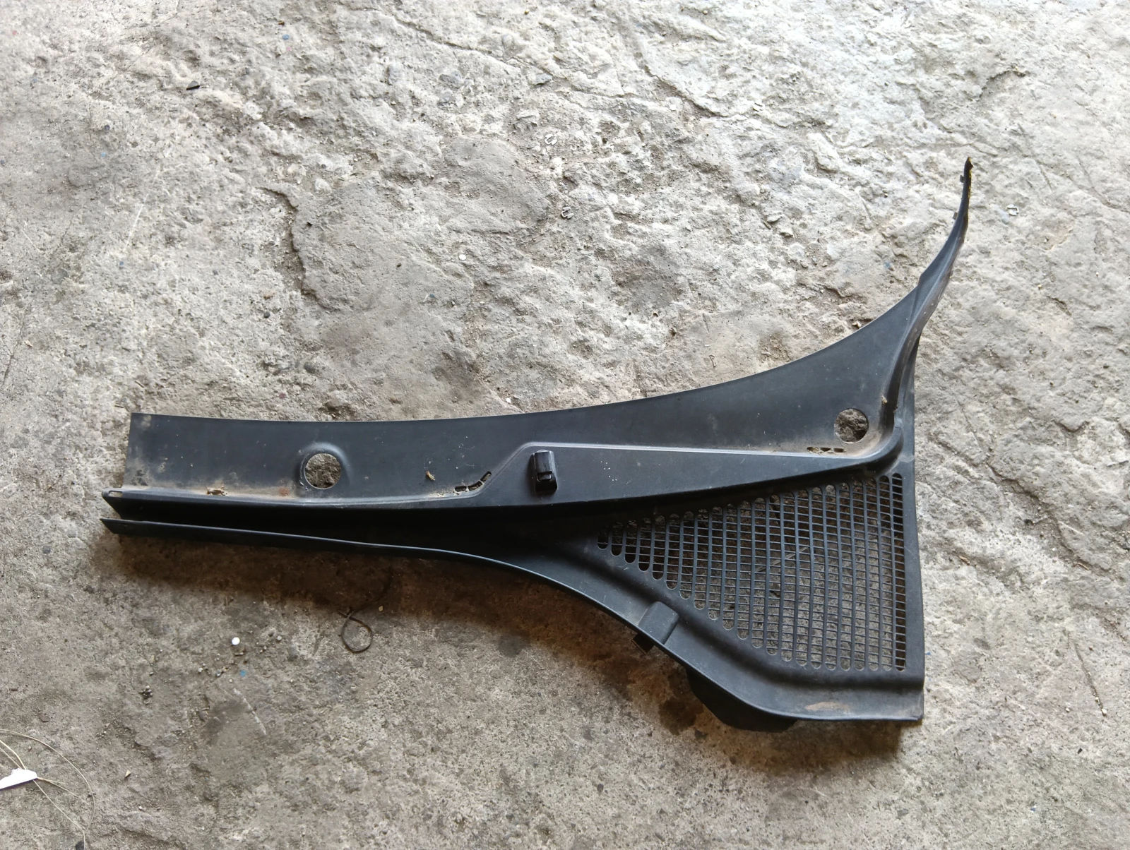 кора под чистачки лява 5E1819415A 5E2819415A Skoda Octavia