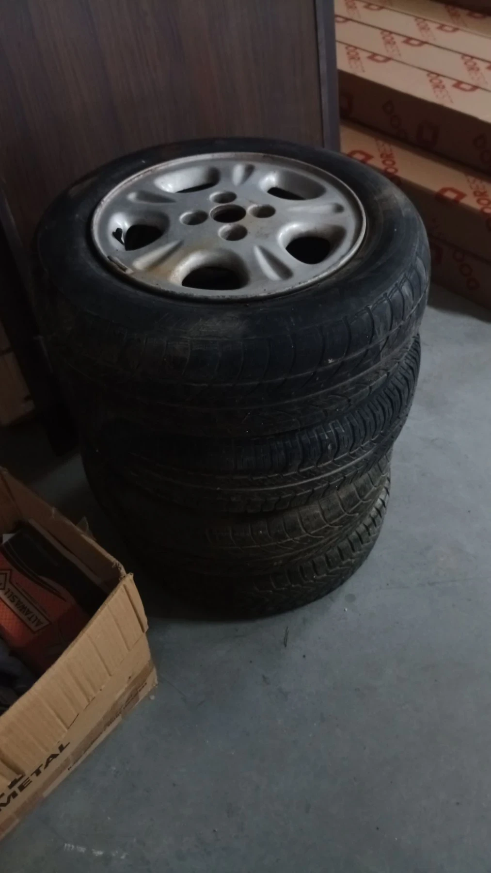 ���� � ������ 175/70R14 | Mobile.bg � ����������� 2