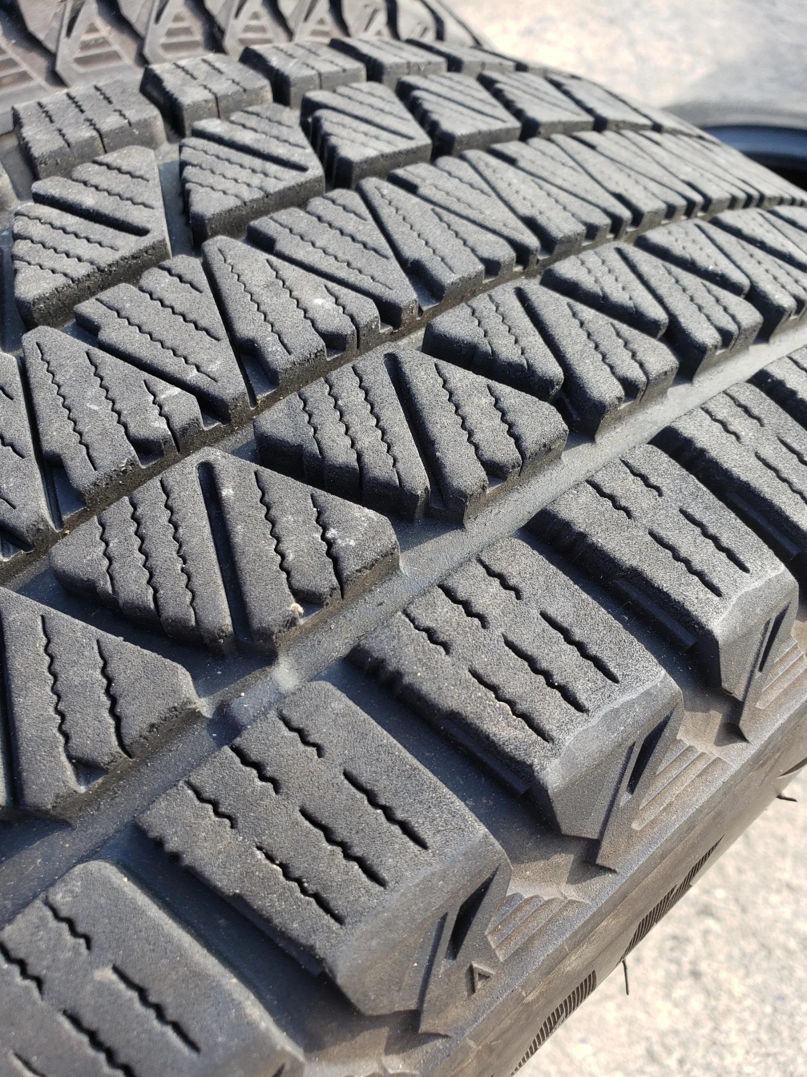 ���� 225/65R17 | Mobile.bg � ����������� 5