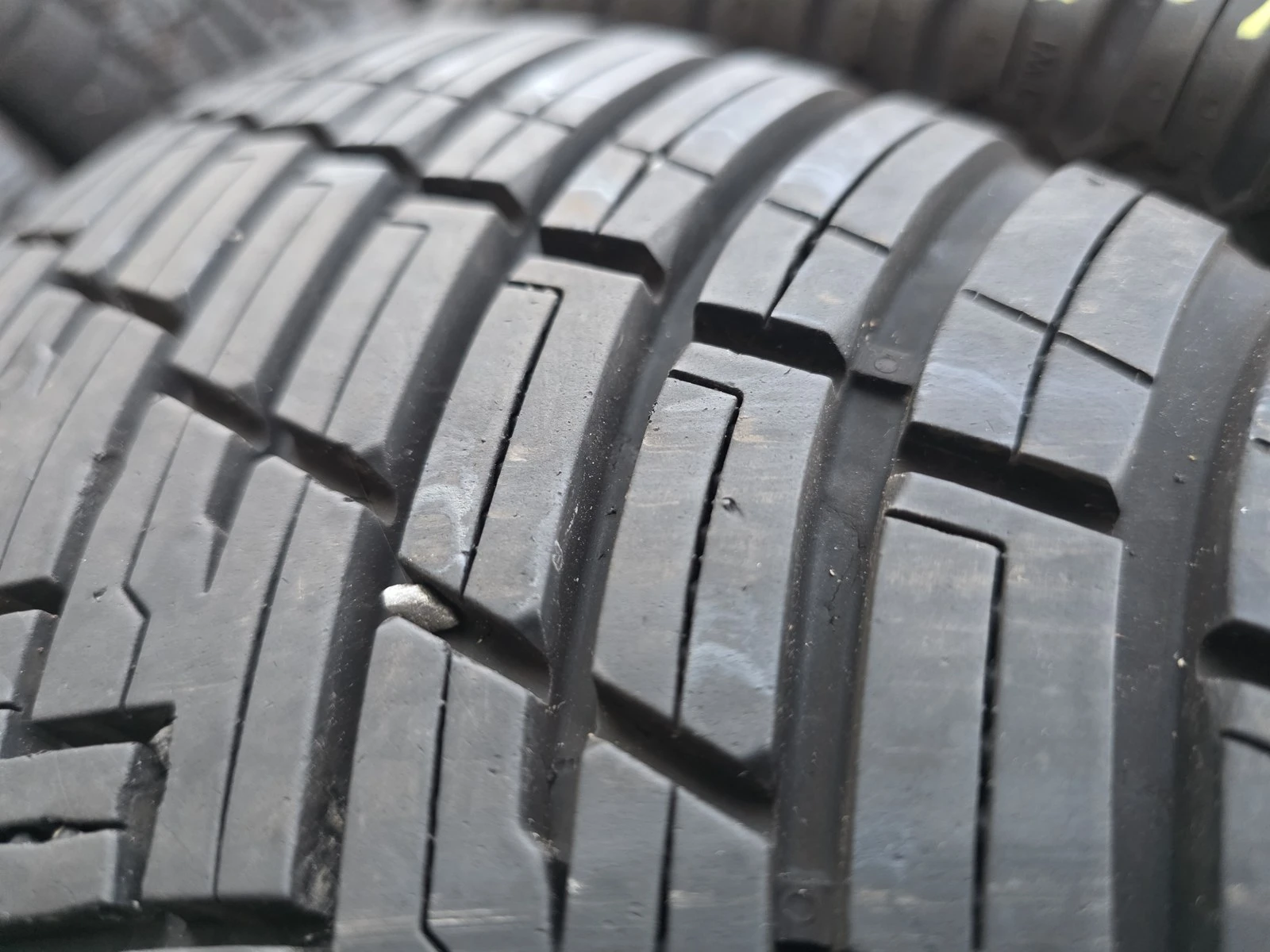 ���� 235/50R19 | Mobile.bg � ����������� 4