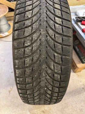 Гуми с джанти Michelin 255/65R17, снимка 3 - Гуми и джанти - 48748102