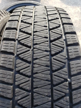 ����� �� �������� �� ���� 225/65R17