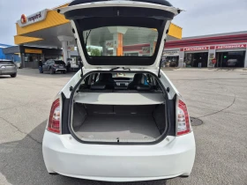 Toyota Prius Хибрид, снимка 17