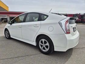Toyota Prius Хибрид, снимка 2